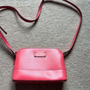 Kate Spade crossbody in coral